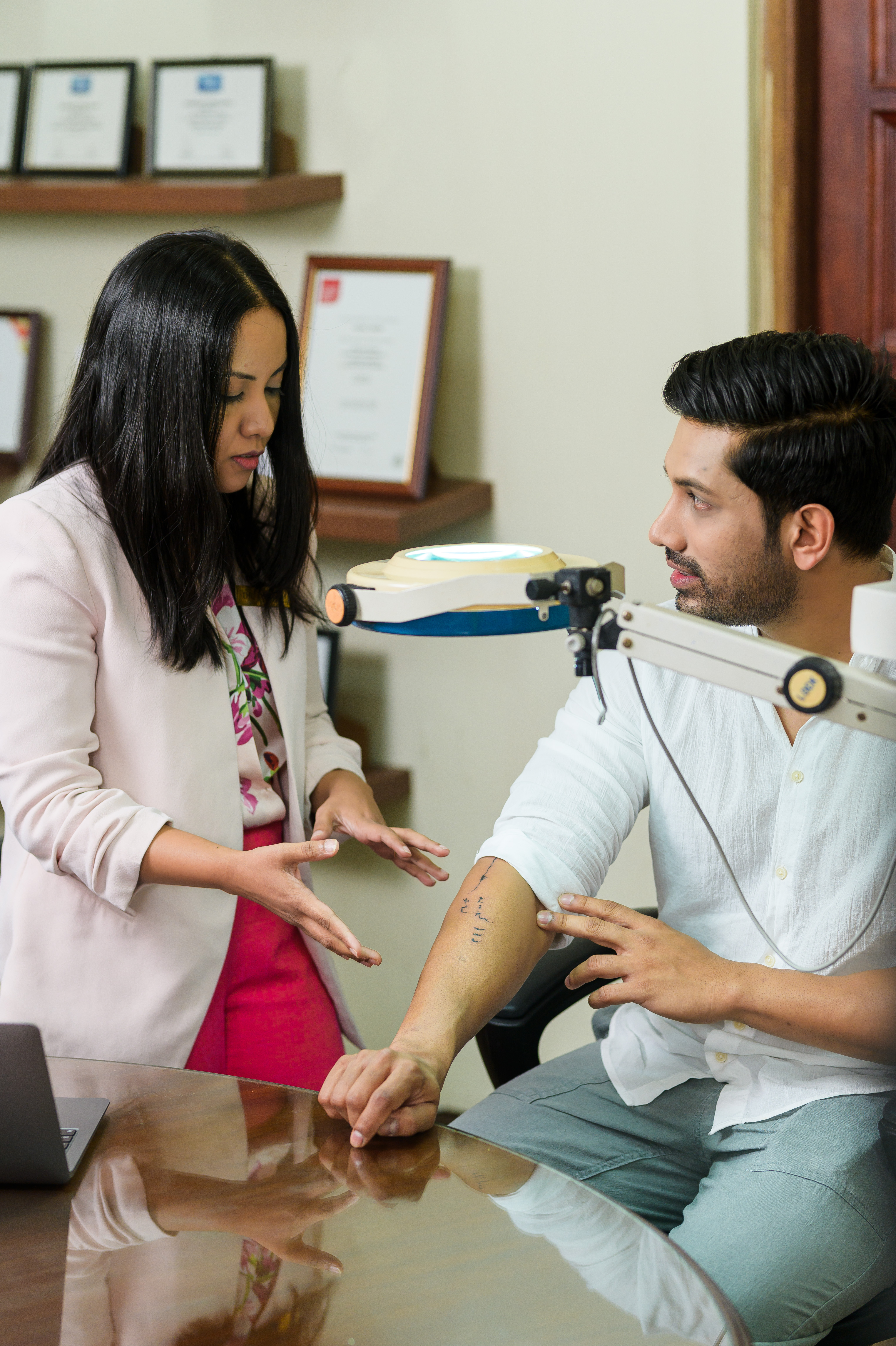 Doctor explaining treatment to patient